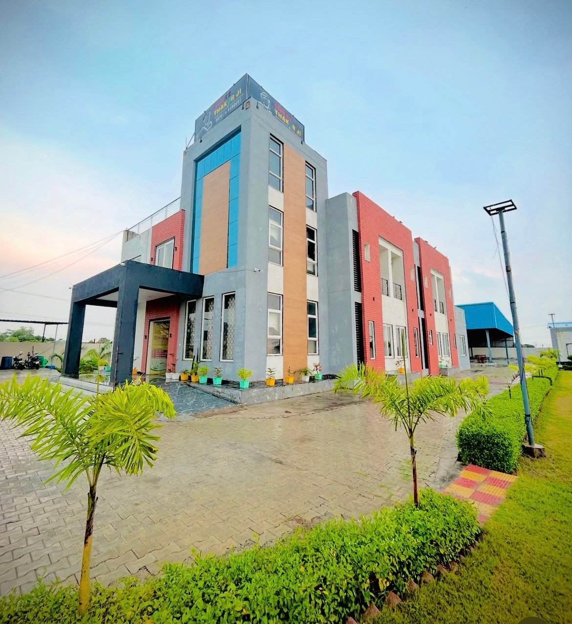 Shree thakur ji hotel and banquet