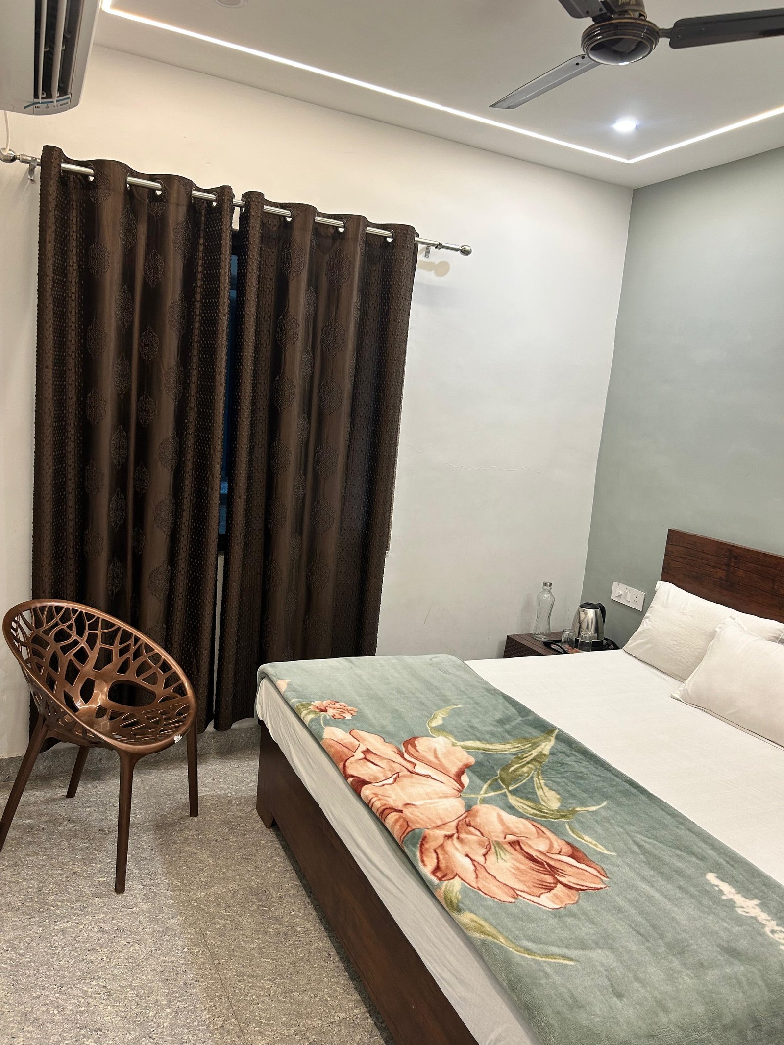 double bedroom