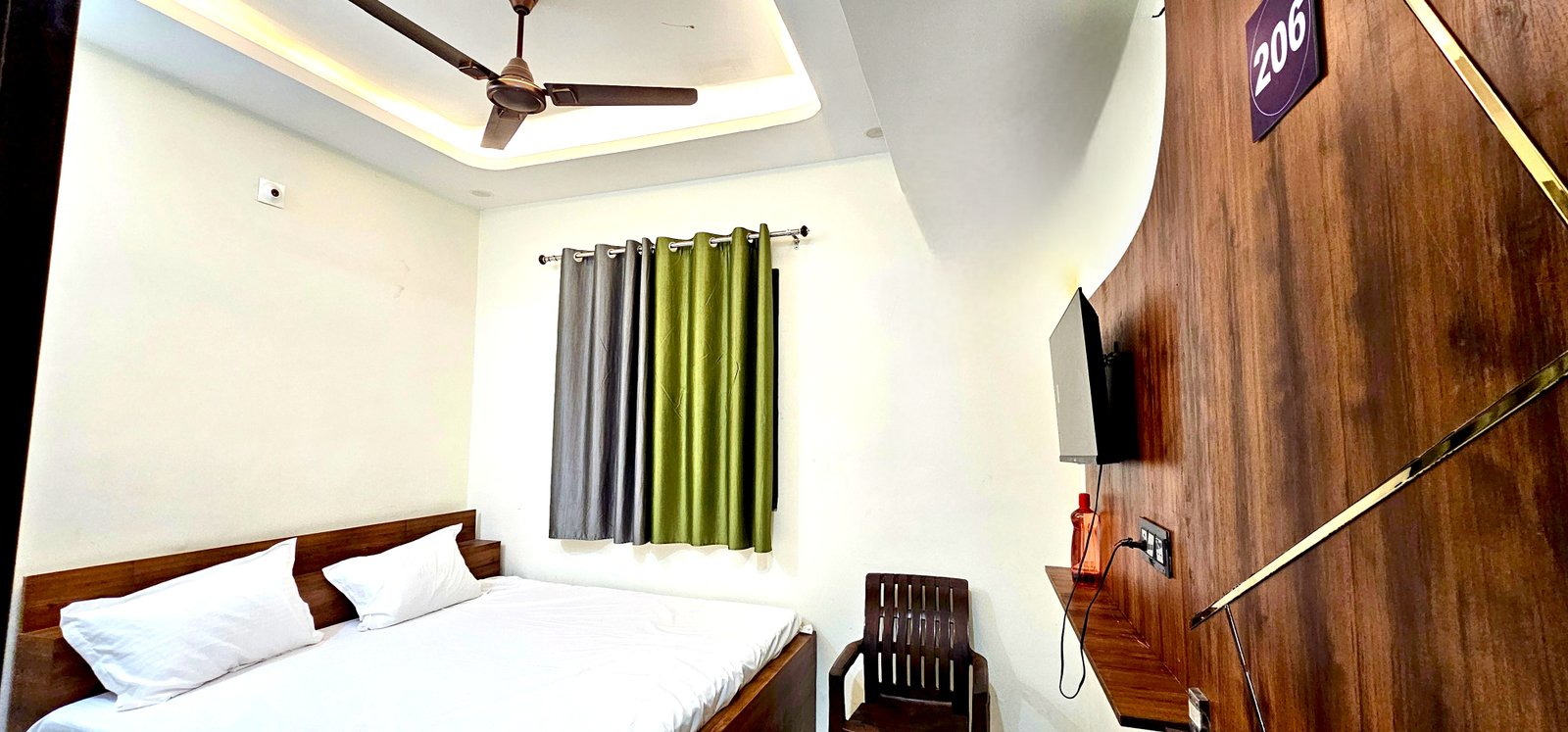Deluxe Non Ac Room