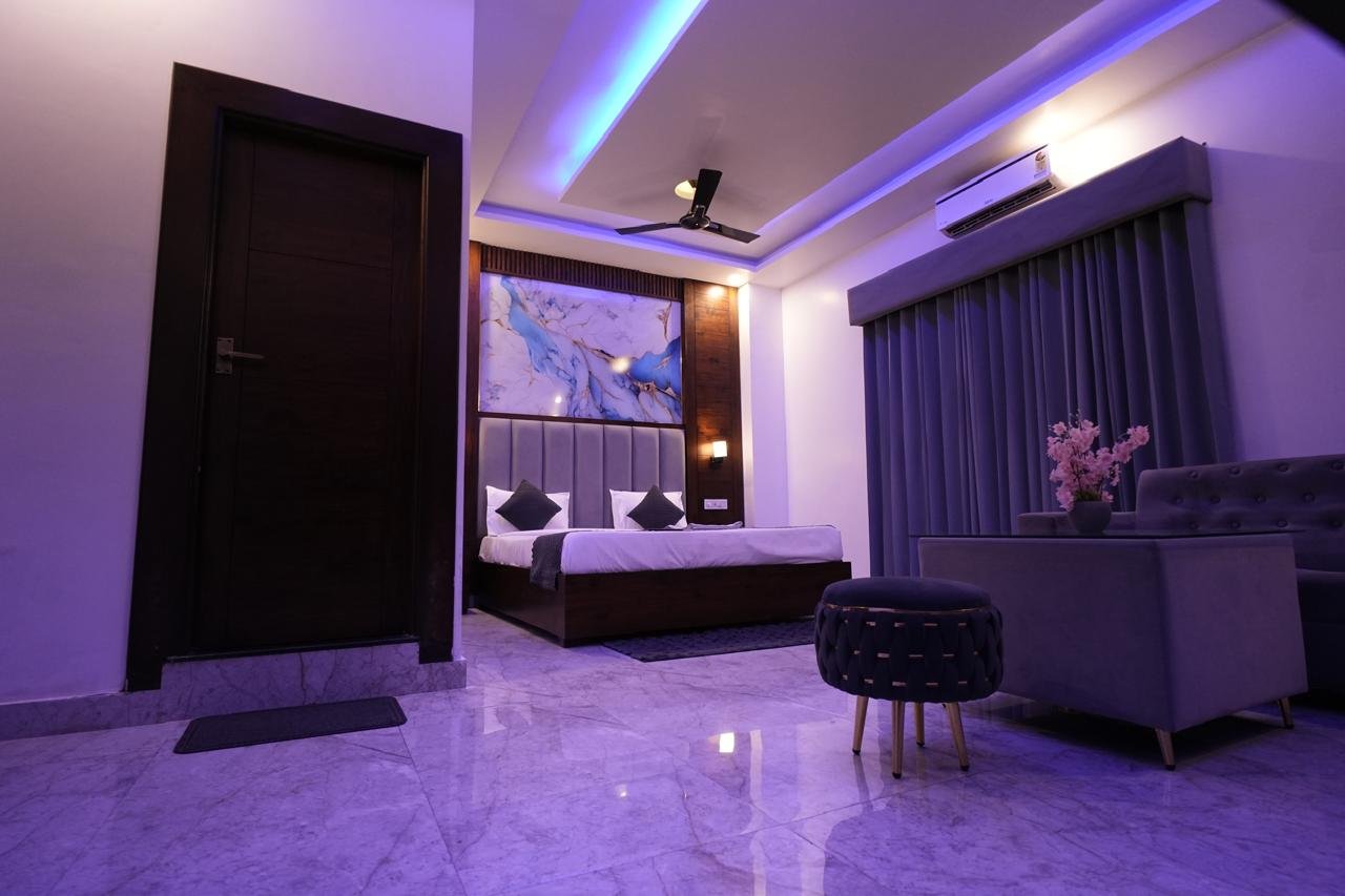 Suite - Suite Room
